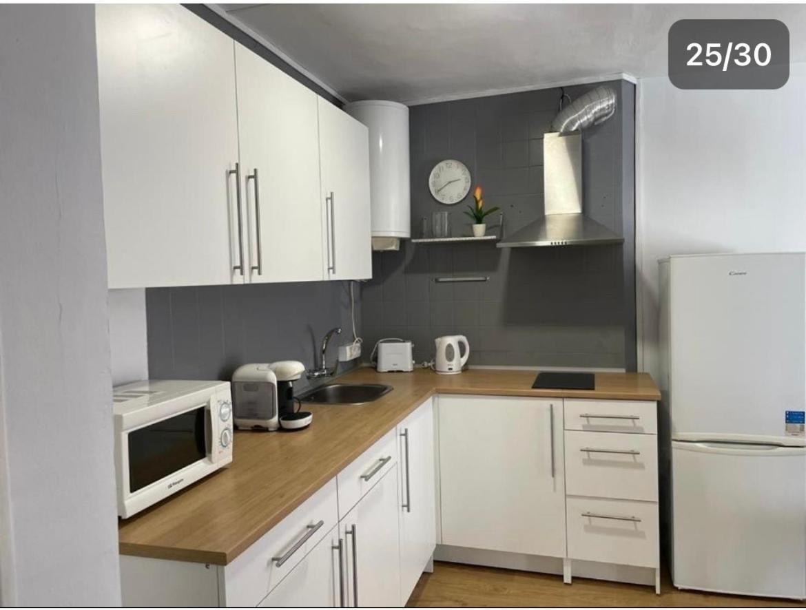 Fantastico Piso Con Piscina En Corazon De Fenals Appartement Lloret de Mar